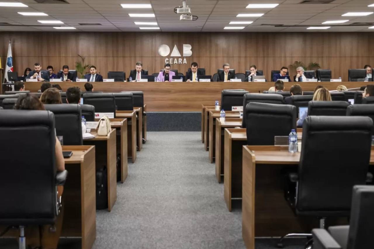 Sessão ordinária da OAB-CE