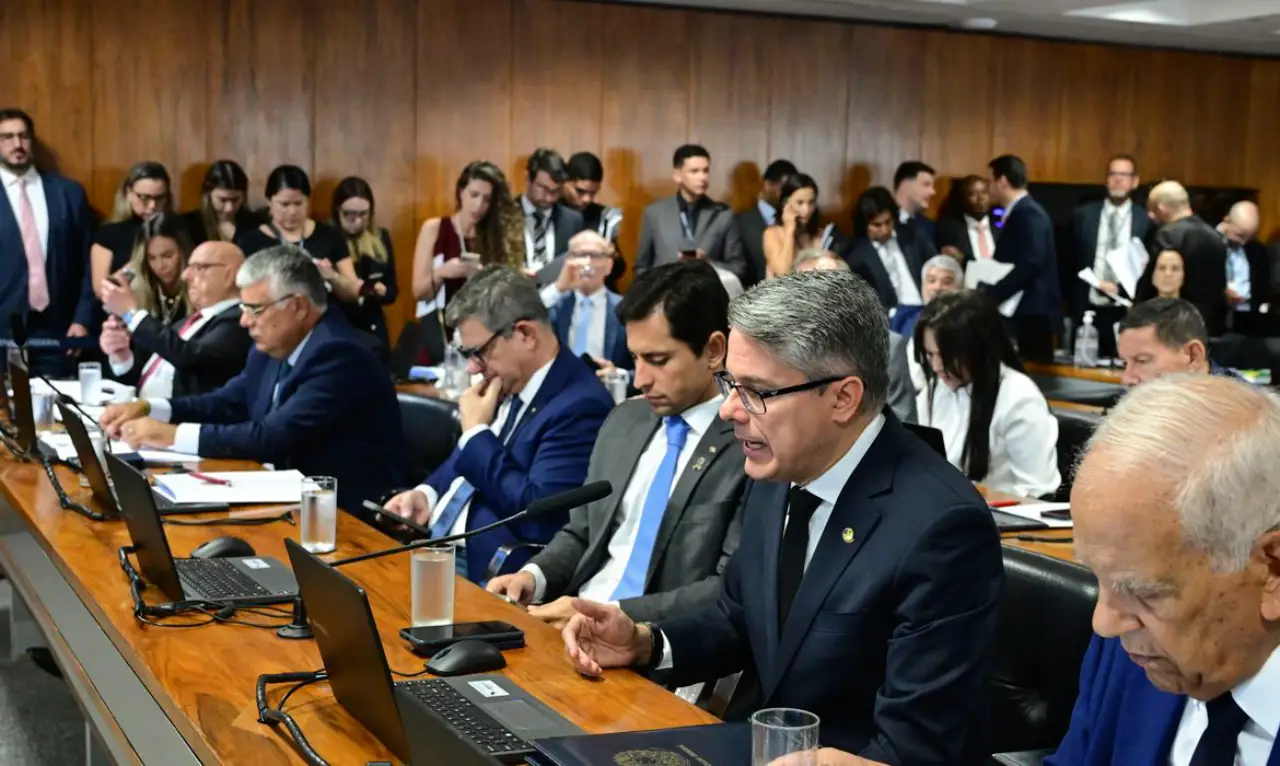 CCJ do Senado