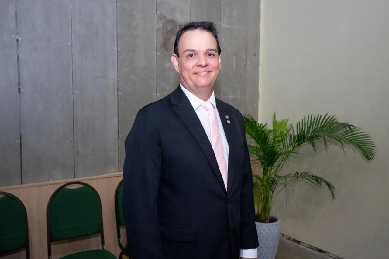 Hercy Alencar, presidente da ACM