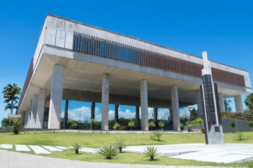 TJCE reduz em 40% o tempo médio até o primeiro julgamento e acelera baixa de processos, diz CNJ