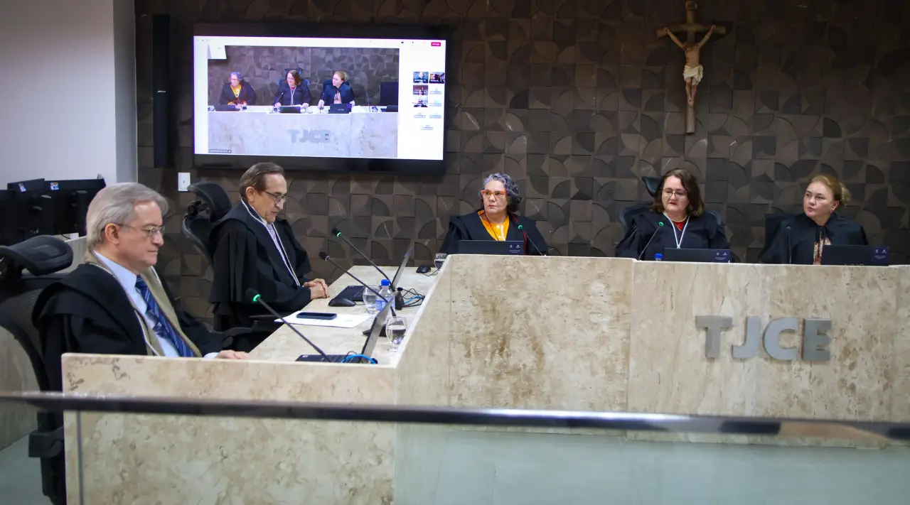 Estado deve indenizar pais por disparo de policial que deixou adolescente cego