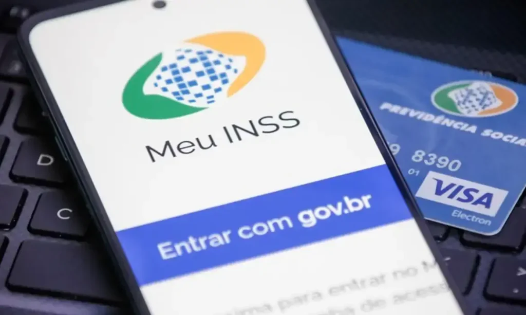 Vazamento no INSS expõe dados de segurados e reacende alerta sobre golpes e fraudes digitais