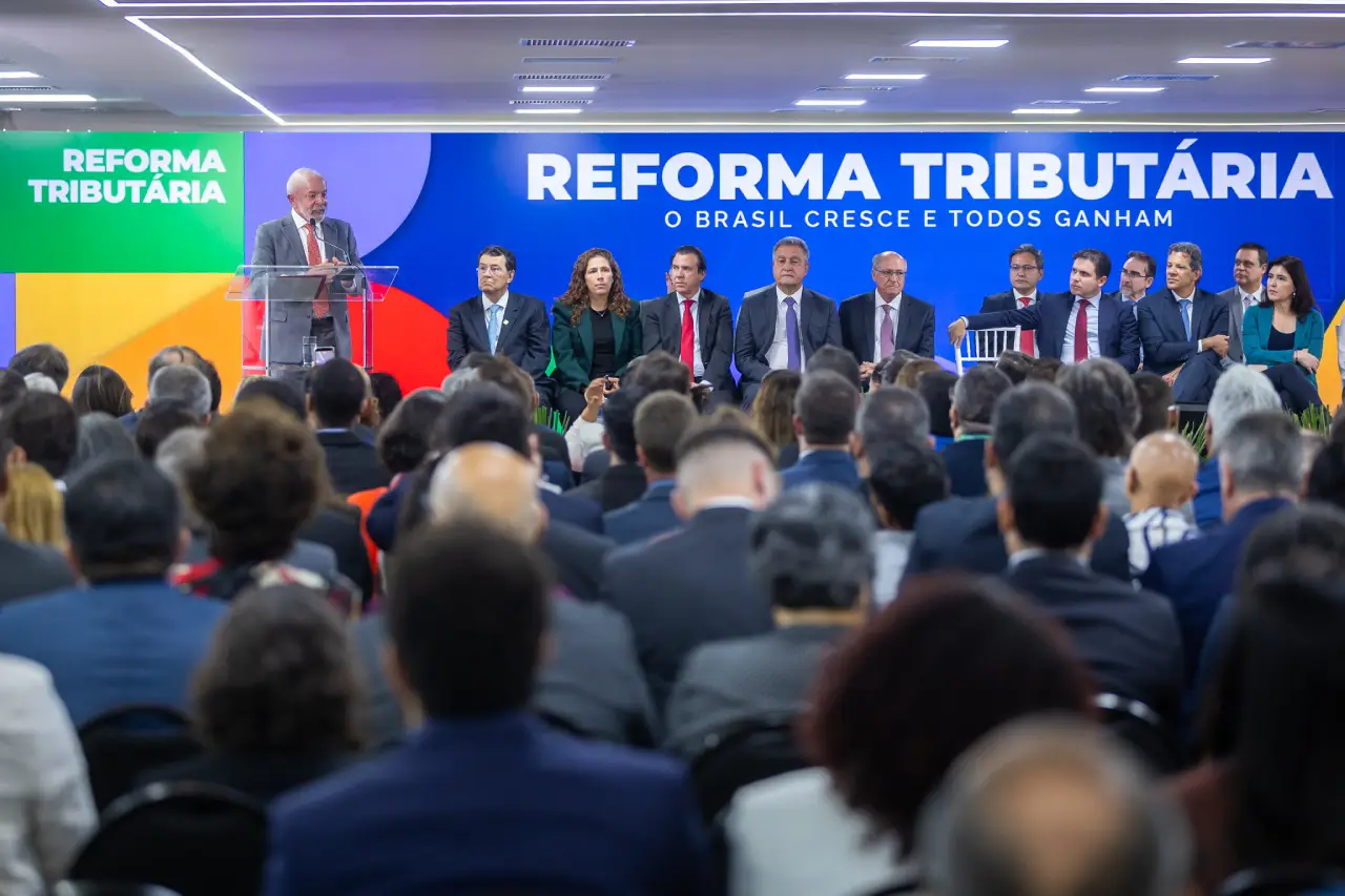 Lula discursa em lançamento da Plataforma Digital da Reforma Tributária