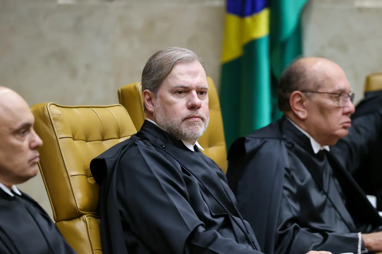 Ministros Moraes, Toffoli e Mendes na Sessão Solene de Abertura do Ano Judiciário de 2026