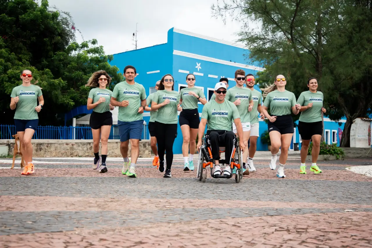 Corredores promovendo a Corrida da Advocacia em Juazeiro do Norte