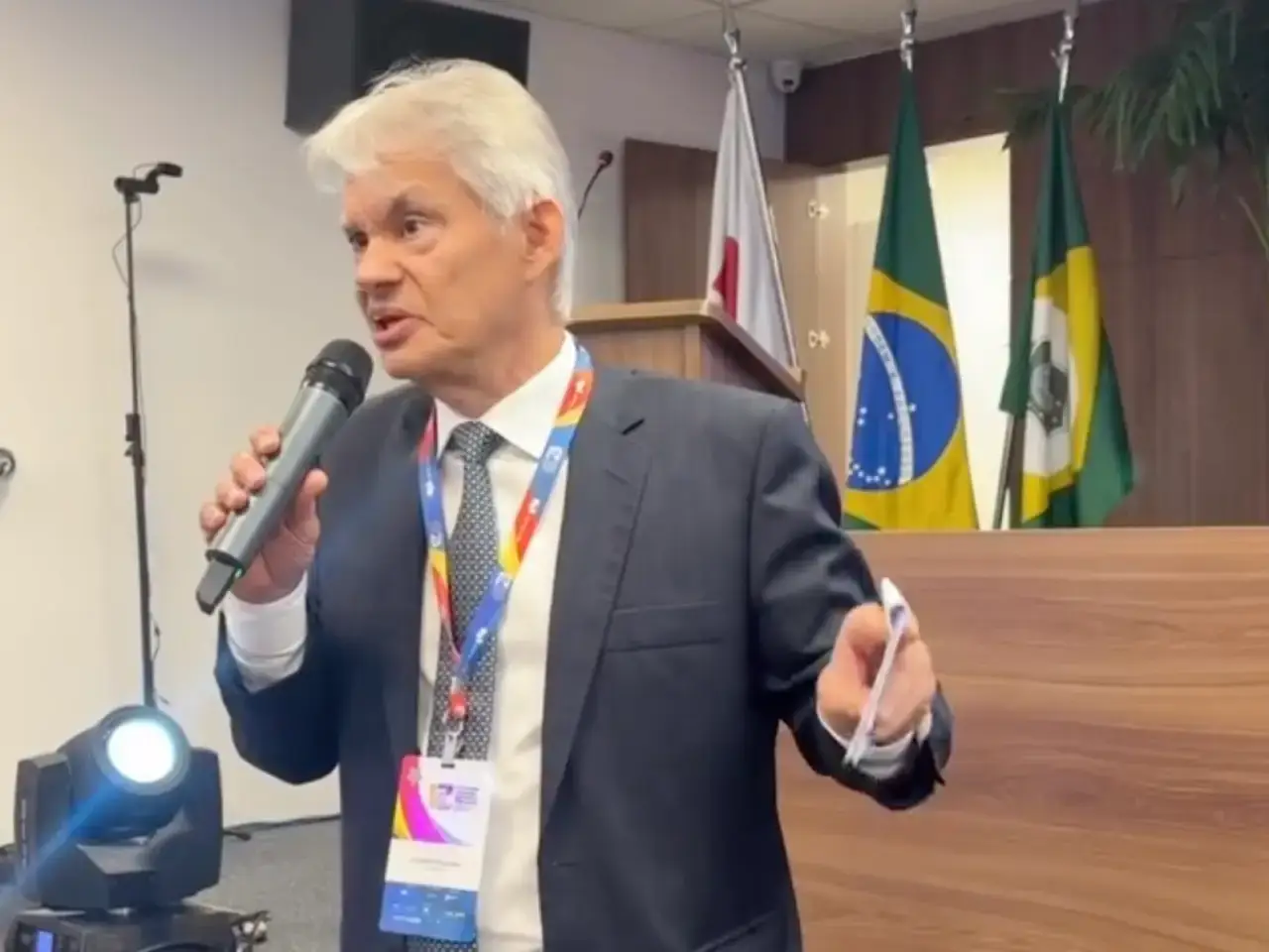 Proposta sobre devedor contumaz na reforma tributária é risco à democracia , alerta Schubert Machado