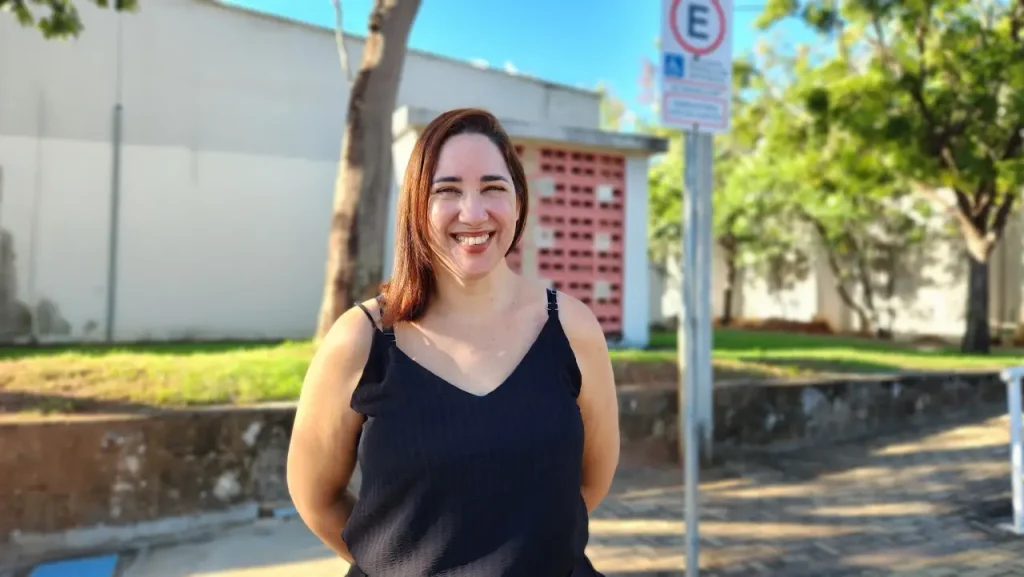 Francileuda Linhares, Secretária de Acessibilidade da UFCA e servidora da instituição há 10 anos.