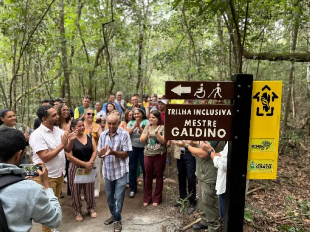 Evento comemorativo dos 79 anos da FLONA-Araripe, em 2025, com a renomeação do nome do percurso para Trilha Inclusiva Mestre Galdino.