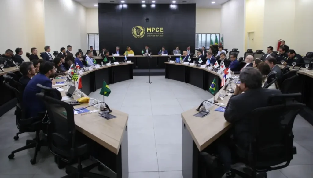 Protocolo nacional contra violência nos estádios visando a Copa de 2027 é discutido em Fortaleza