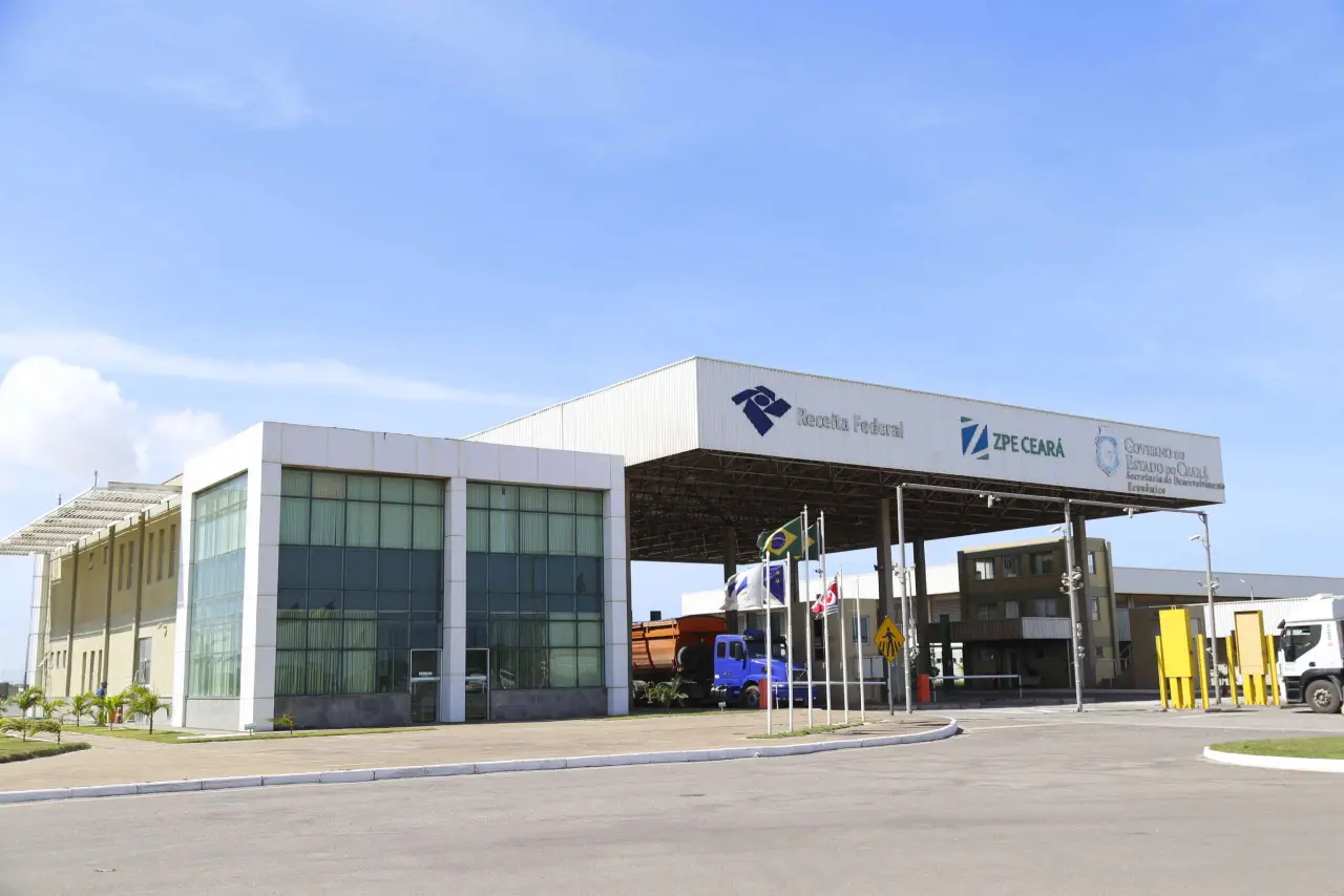 Entrada da Zona de Processamento para Exportação (ZPE) do Complexo Industrial e Portuário do Pecém (CIPP)
